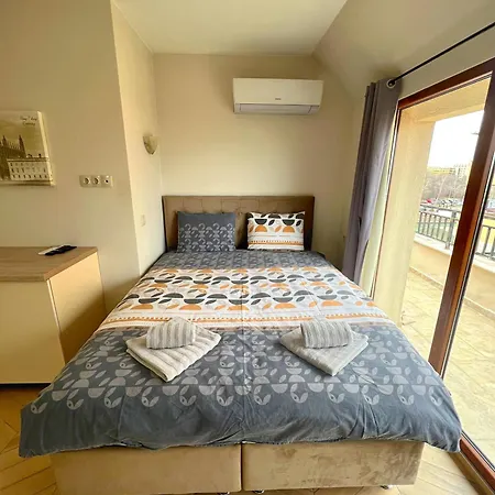 Azurro Apartment